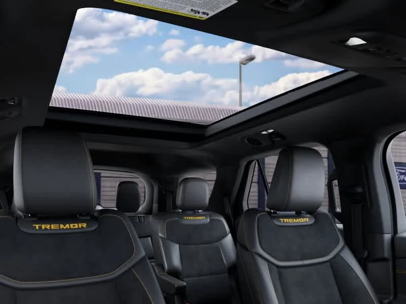 New 2027 Star White Metallic Tri-Coat Ford Tremor® image 22