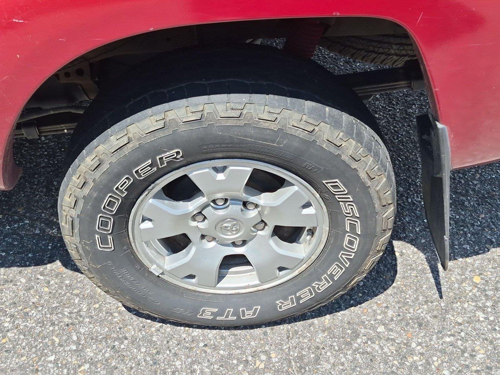 Used 2007  Toyota  image 11