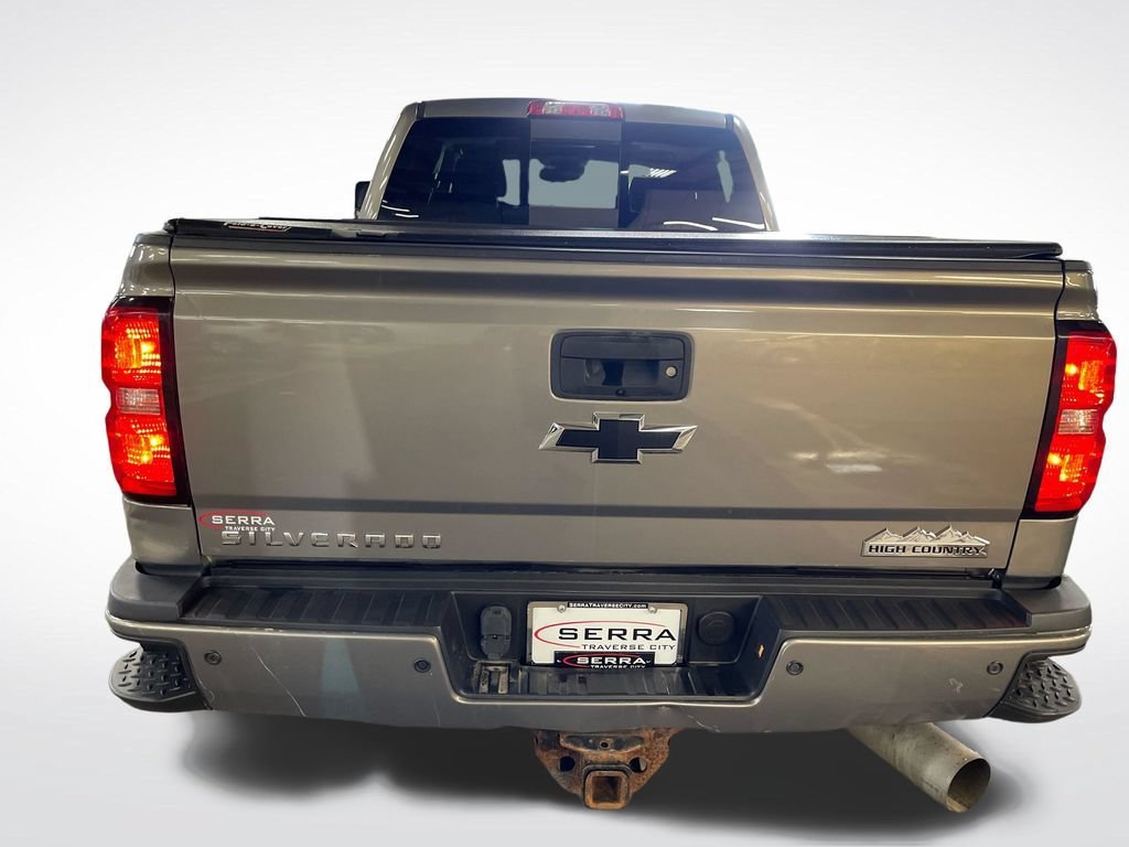 Used 2017 PEPPERDUST METALLIC Chevrolet High Country image 4