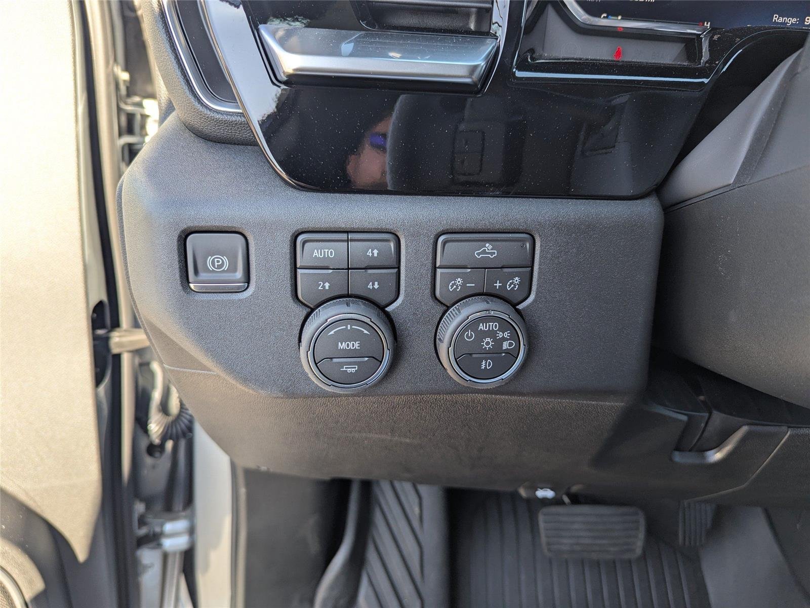 2026 Chevrolet Silverado 1500 RST - Photo 11