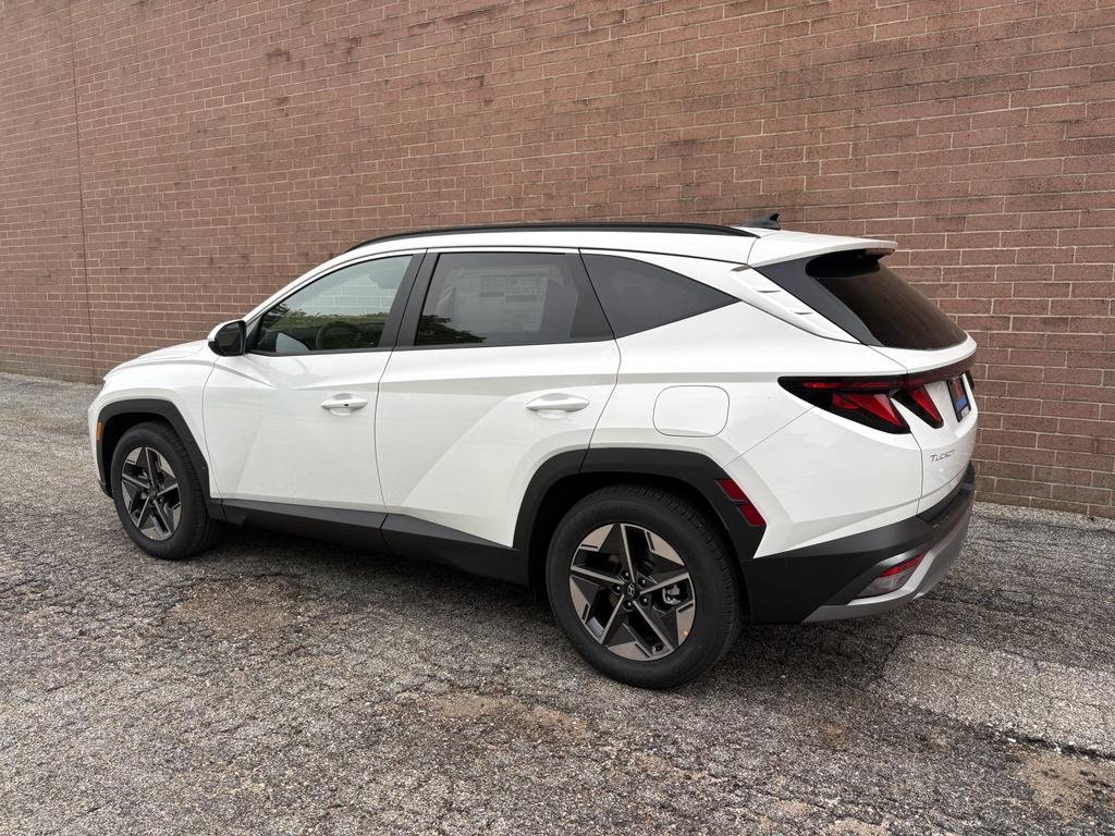 New 2026 Serenity White Pearl Hyundai SEL FWD image 3