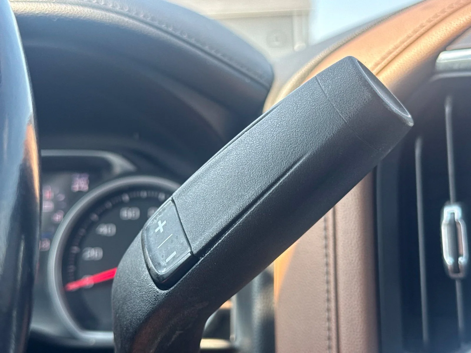 Used 2020 Beige Chevrolet High Country image 25