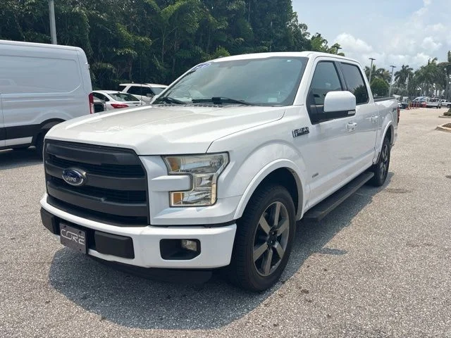 Used 2016 Oxford White Ford Lariat image 11