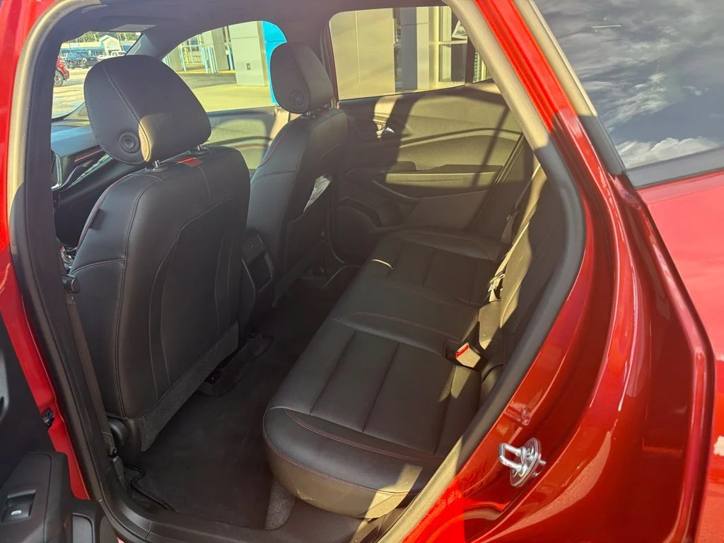 Used 2024 Cayenne Orange Metallic Chevrolet 2RS image 9