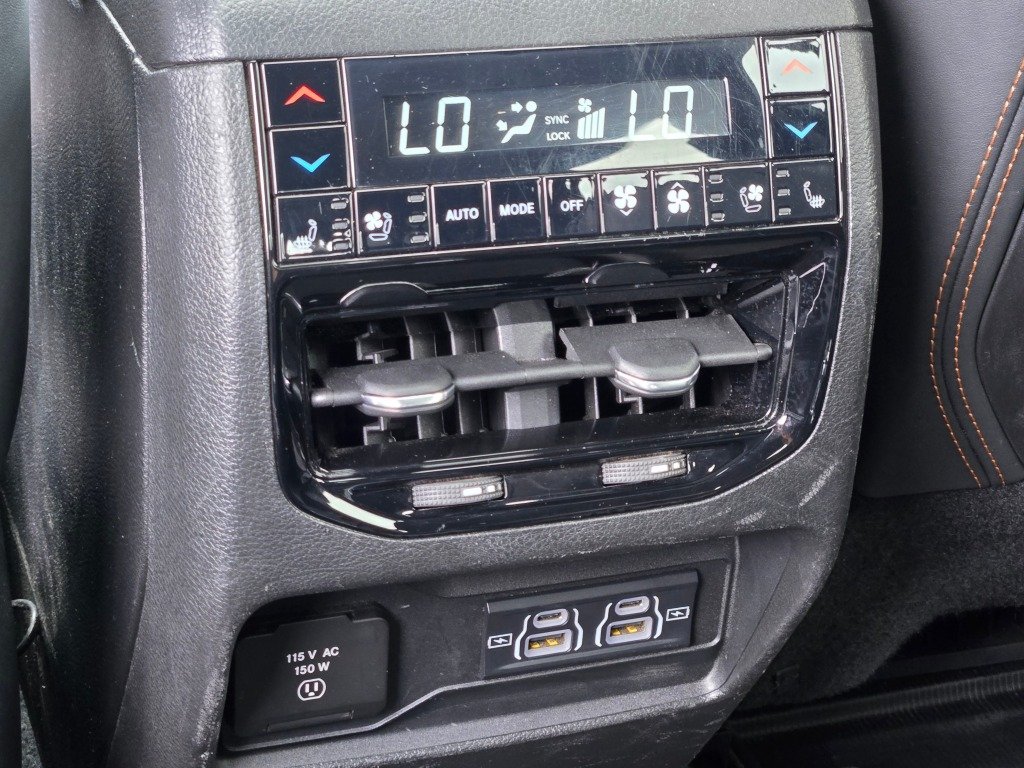 Used 2021 Black Jeep Summit image 19