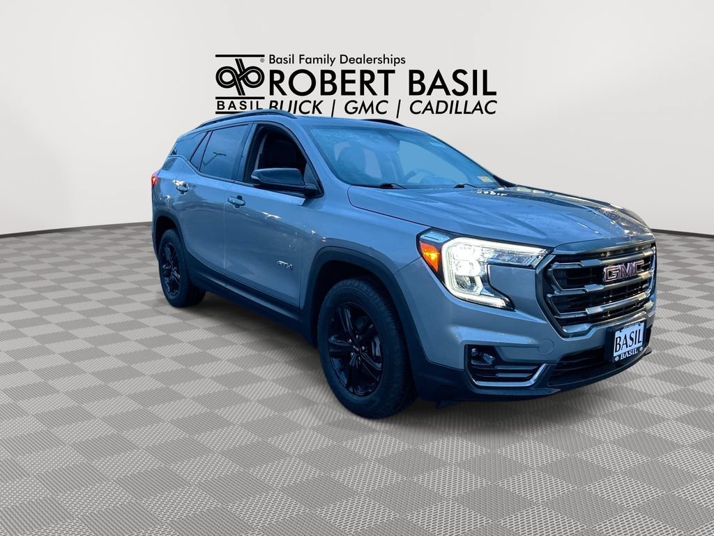 Used 2024 Sterling Metallic GMC AT4 image 2