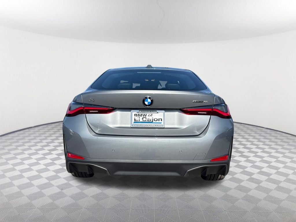 New 2026 Skyscraper Grey Metallic BMW eDrive40 image 5