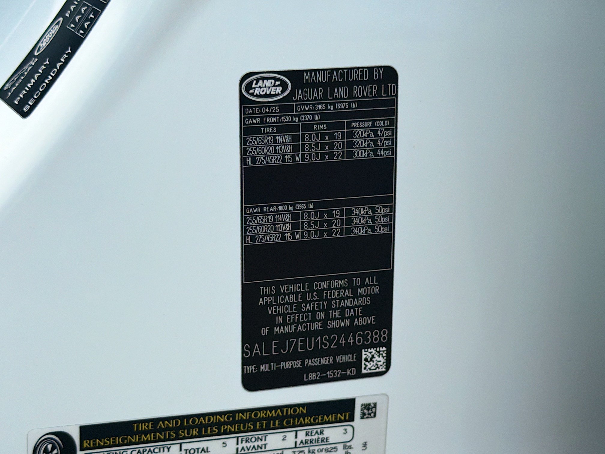 Certified Used 2025 Fuji White Land Rover S image 44