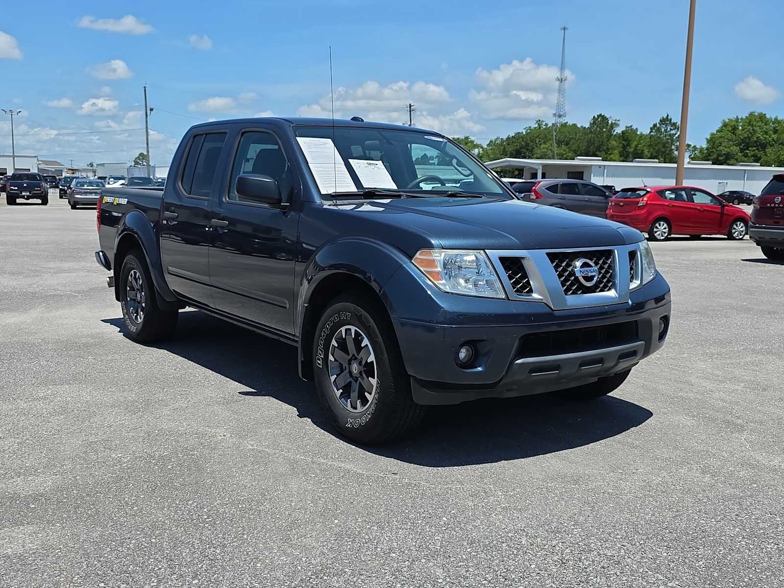 2017 Nissan Frontier 4.0 Desert Runner Crew Cab 4X2 AT's photo