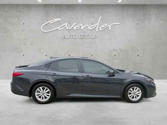 Used 2025 UNDERGROUND Toyota LE image 18