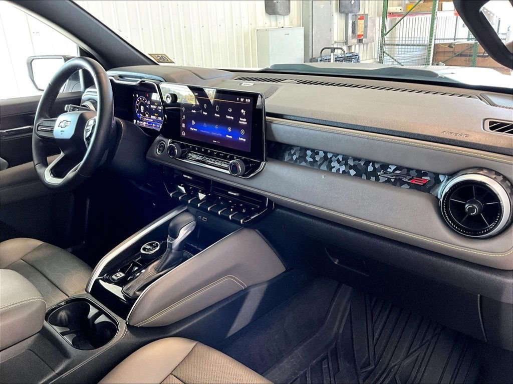 Used 2023 White Chevrolet ZR2 image 14