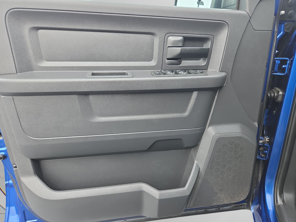 Used 2011 Blue Ram ST image 13