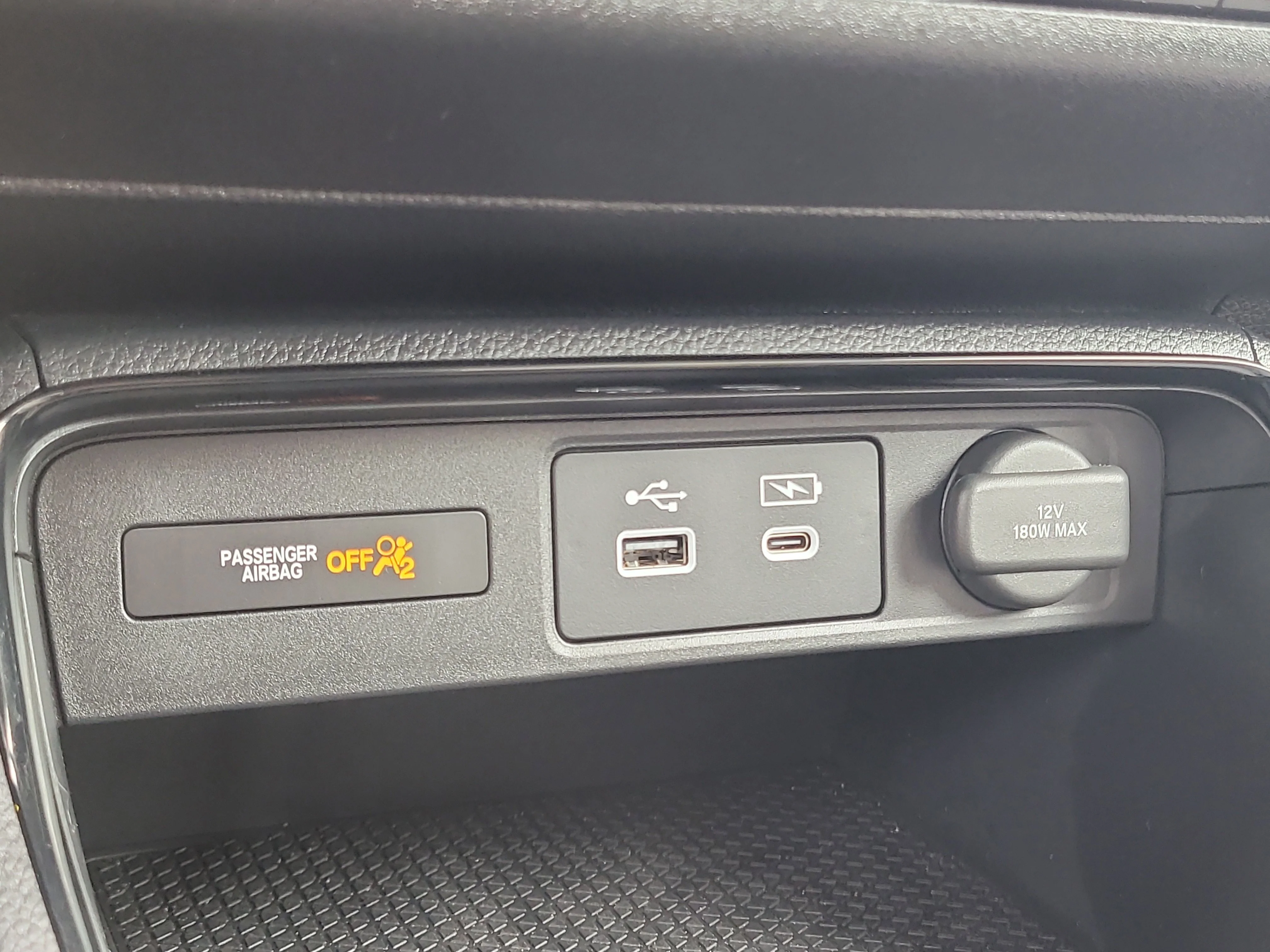 Used 2025 Sparkle Silver Honda EX image 26