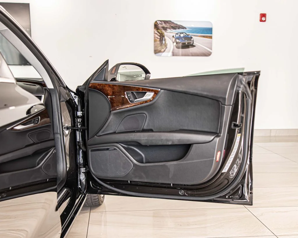Used 2013 Black Audi  image 39