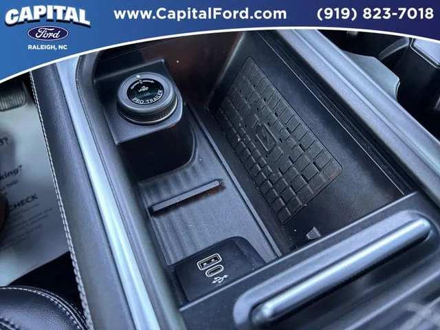 Used 2025 White Ford Platinum image 36