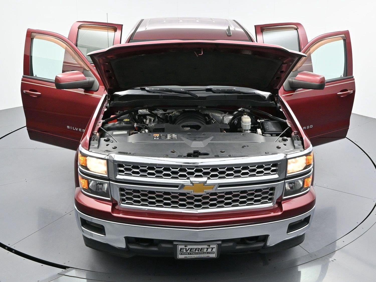 Used 2015 DEEP RUBY METALLIC Chevrolet LT image 37