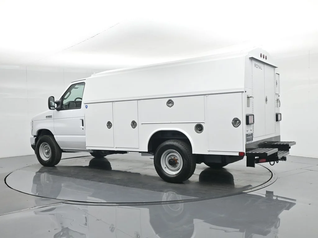 New 2026 White Ford Base image 37
