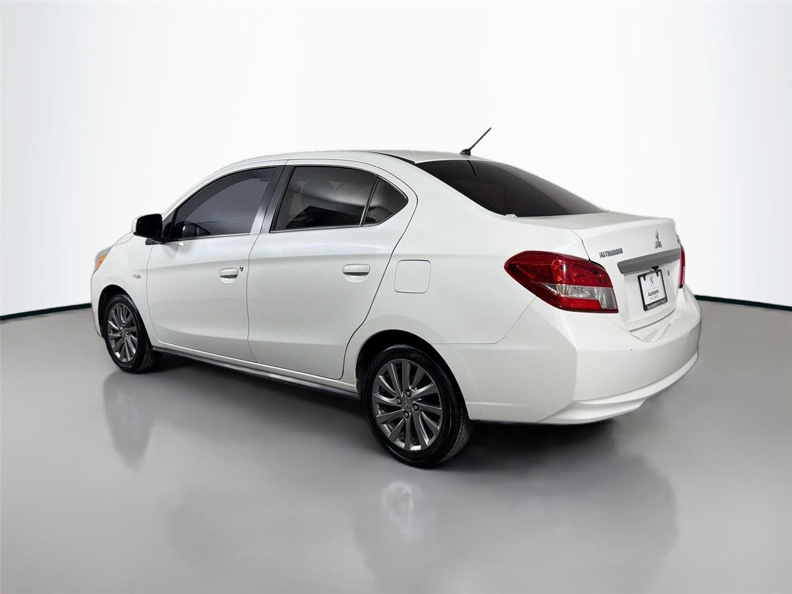 Used 2019 Pearl White Mitsubishi ES image 7