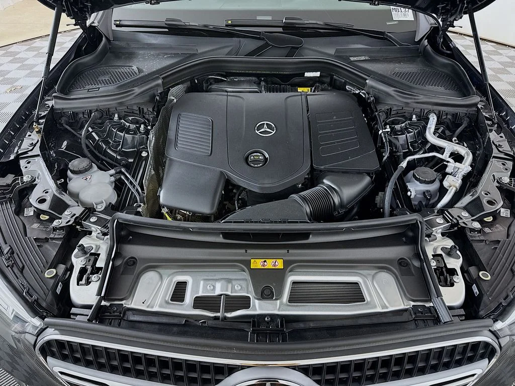 New 2026 Gray Mercedes-Benz GLC 300 image 31