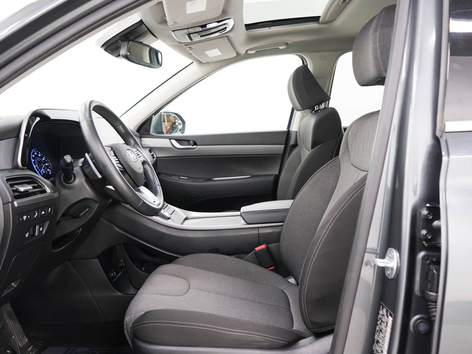 Used 2020 Rainforest Hyundai SEL AWD image 24