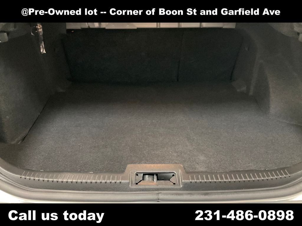 Used 2010  Ford SEL image 26