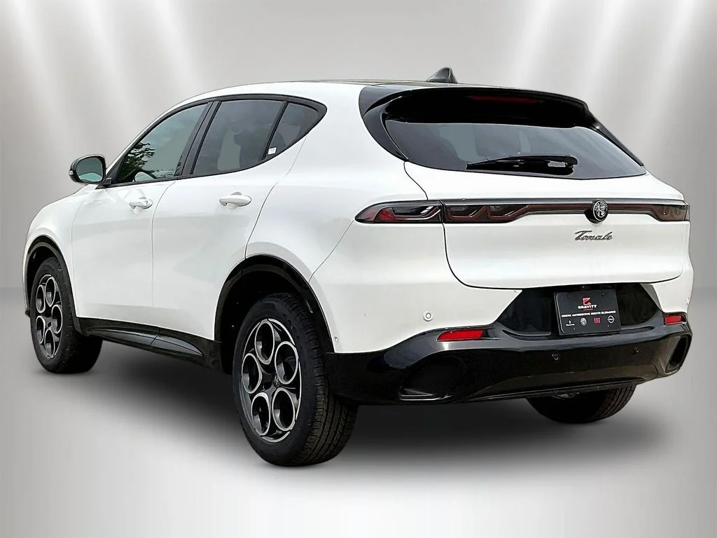2026 Alfa Romeo Tonale Sprint - Photo 3