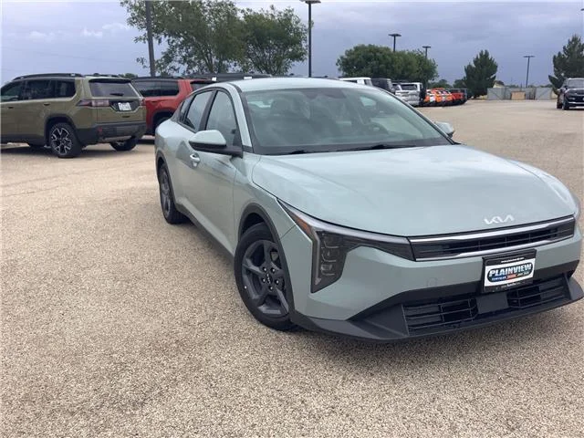 Used 2025 Steel Gray KIA LXS (IVT) image 2