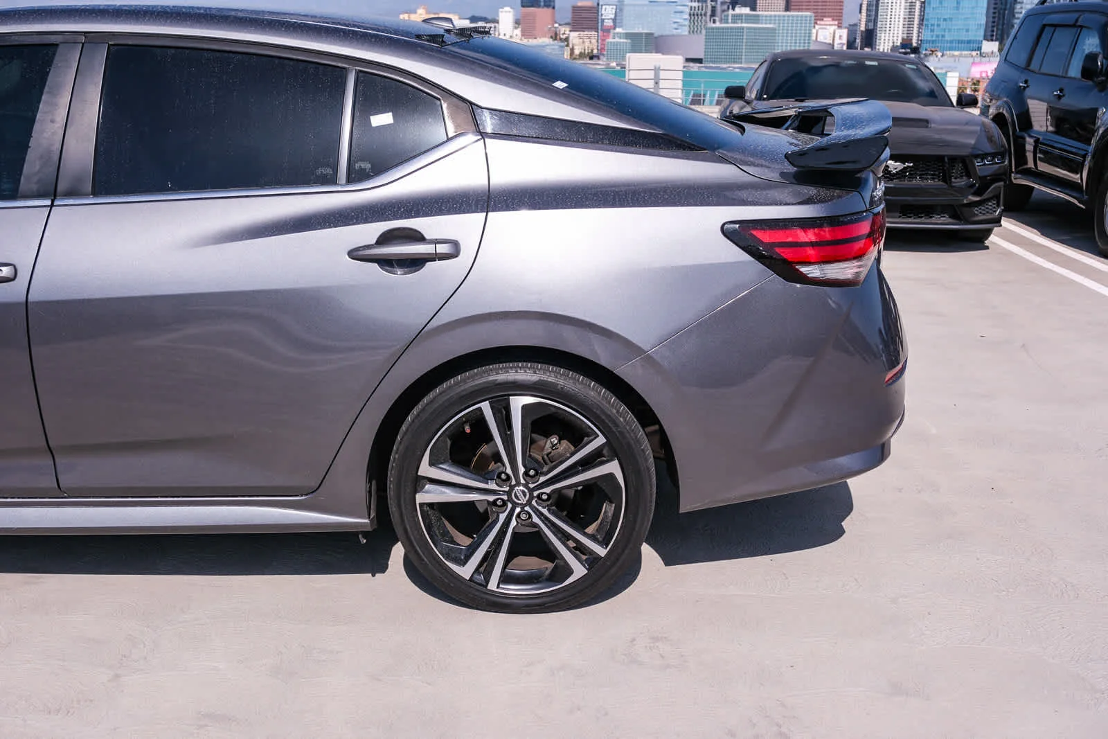 Certified Used 2022 Gun Metallic Nissan SR image 8