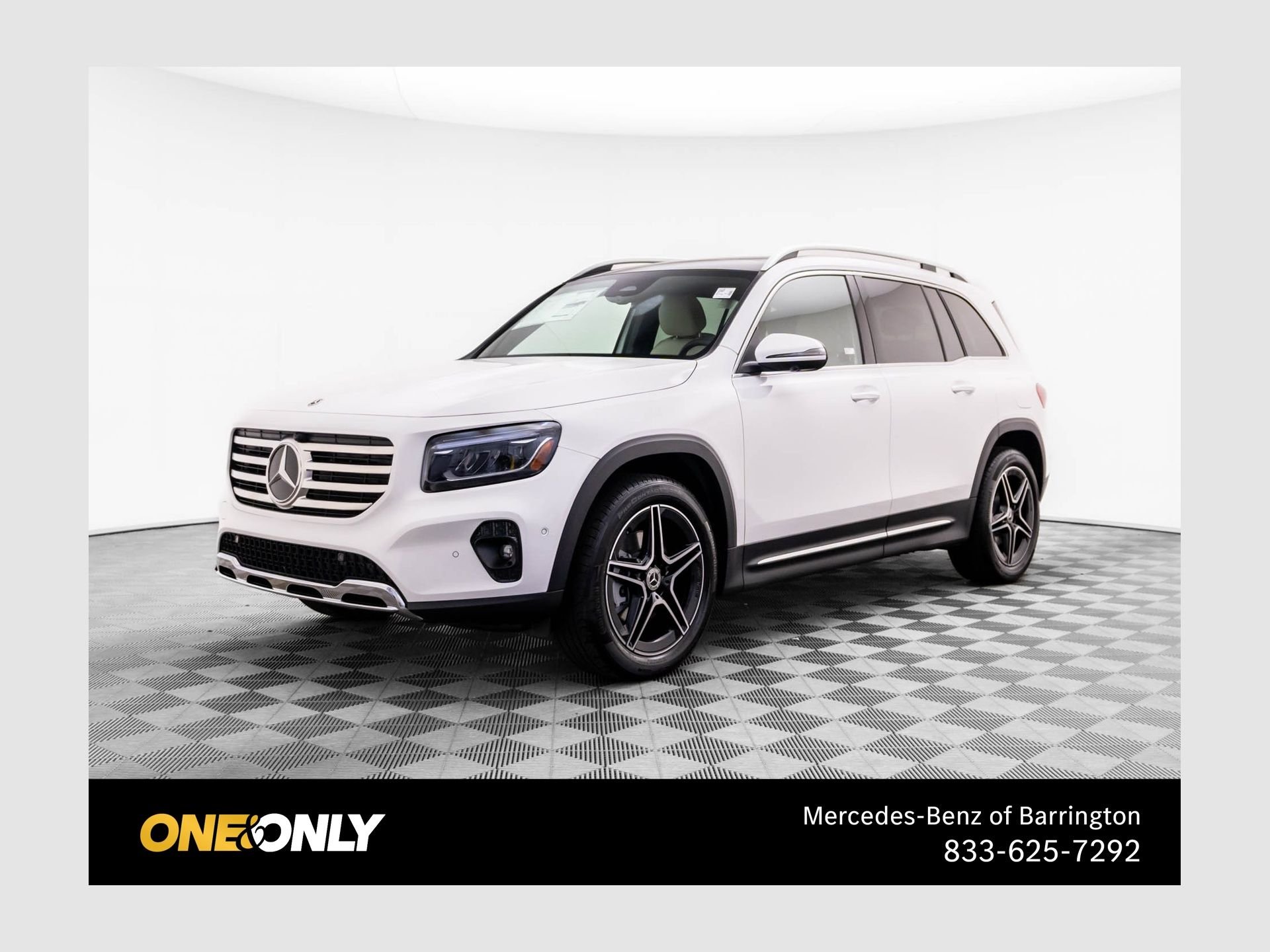 New 2026 White Mercedes-Benz GLB 250 image 1