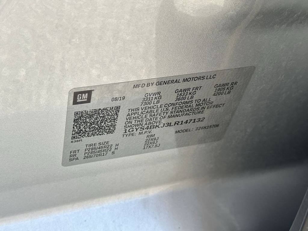 Used 2020 Silver Cadillac Luxury image 40
