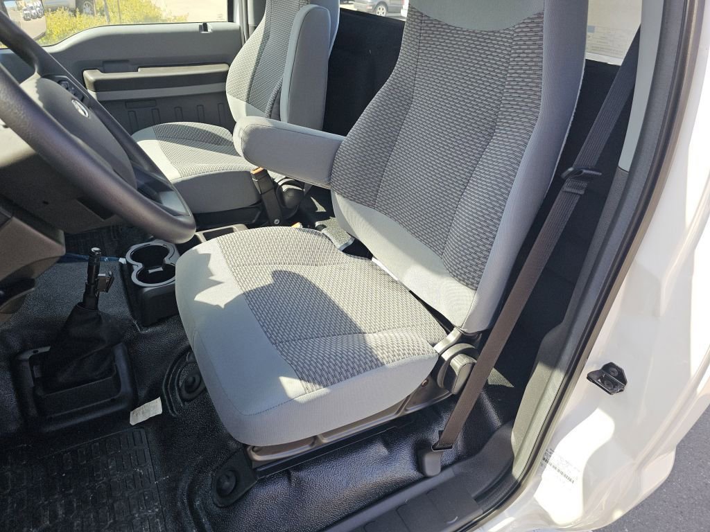 New 2025 Oxford White Ford Base image 6
