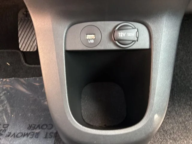 Used 2023 Abyss Black Hyundai SEL image 27