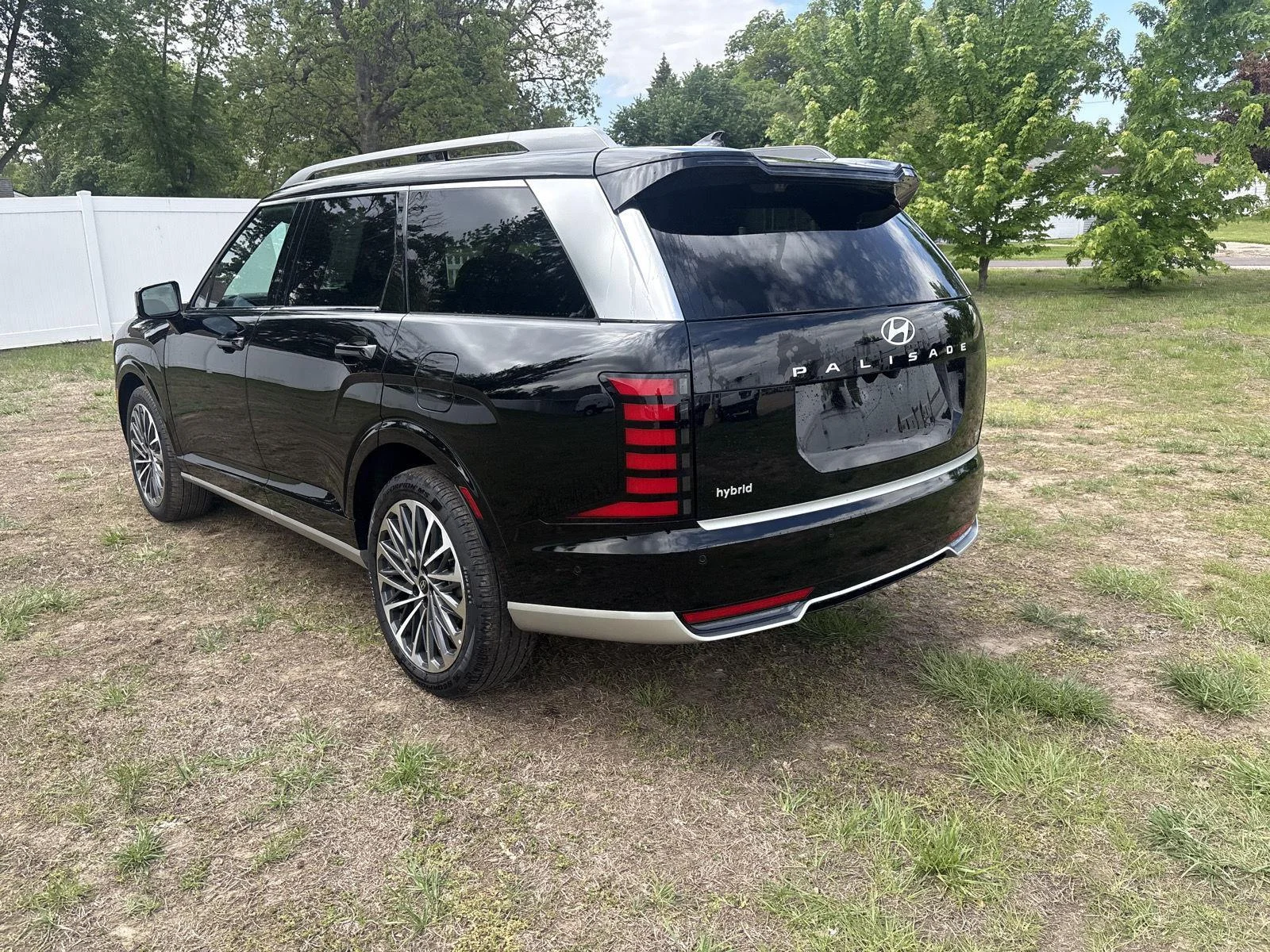 Used 2026 Abyss Black Pearl Hyundai Calligraphy image 8