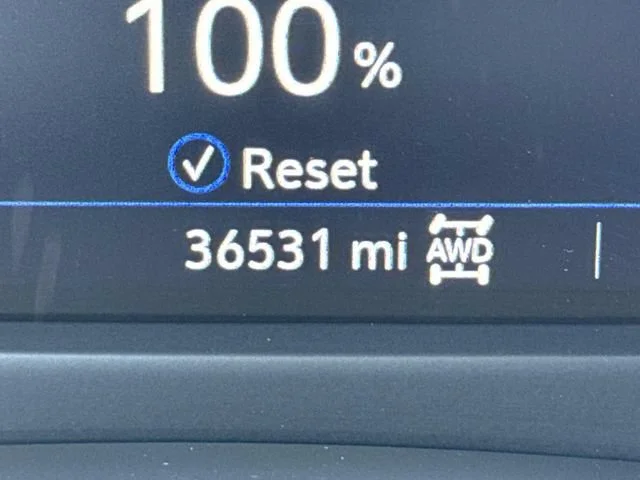 Used 2019 CRYSTAL WHITE TRICOAT Cadillac AWD Sport image 66