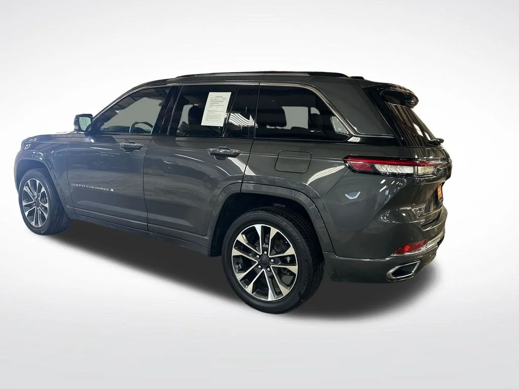 Certified Used 2023 Gray Jeep Overland image 3