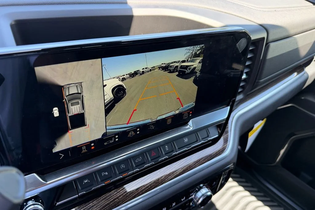 New 2026 Onyx Black GMC SLE image 25