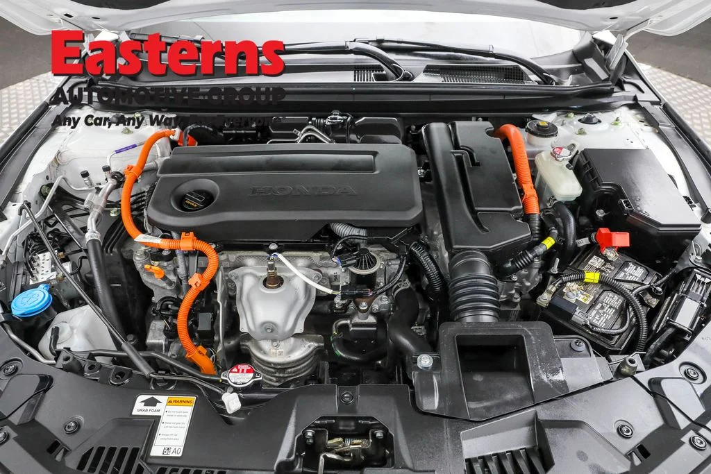 Used 2024 White Honda Touring image 7