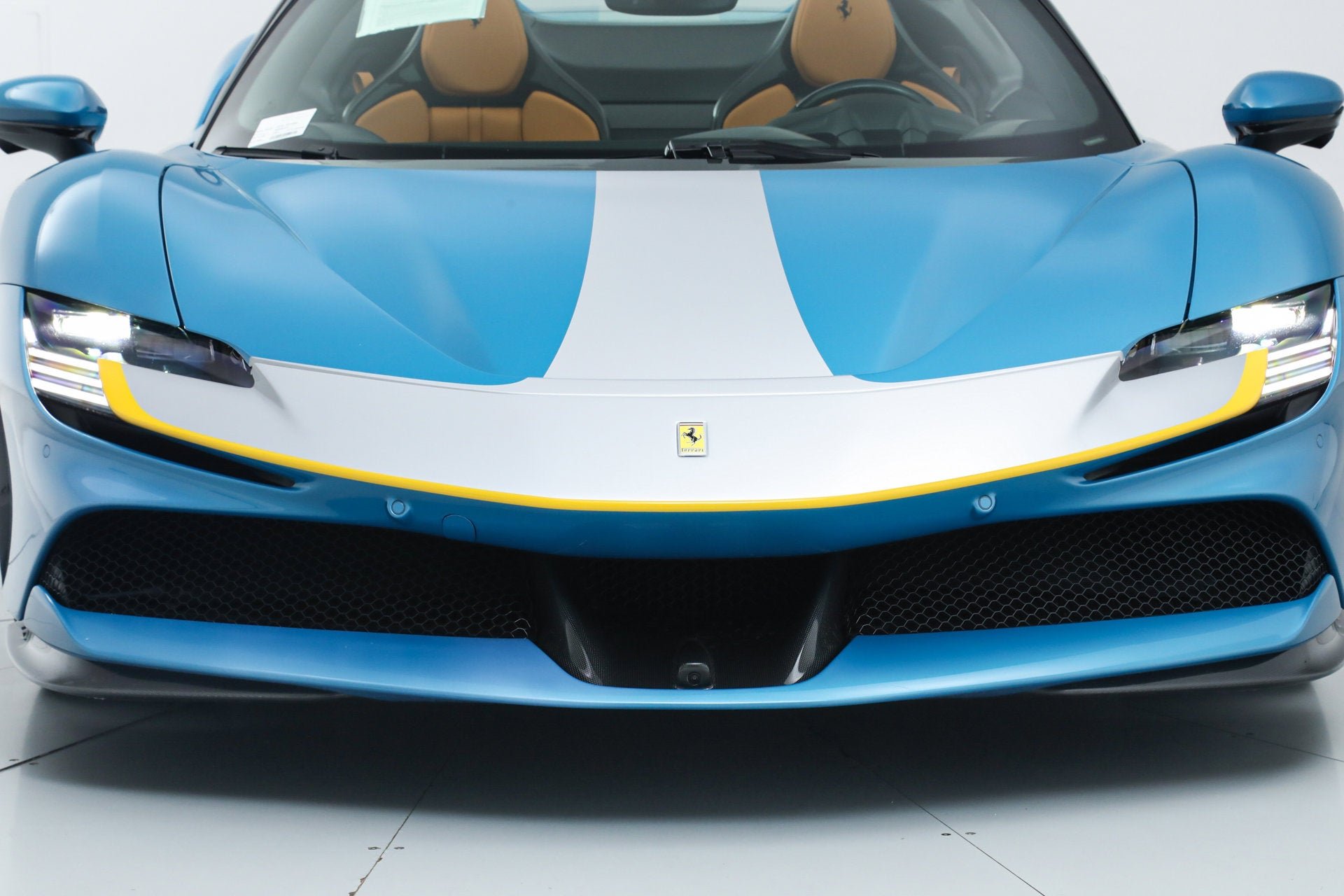 Certified Used 2024 Blu Brezze Ferrari  image 31