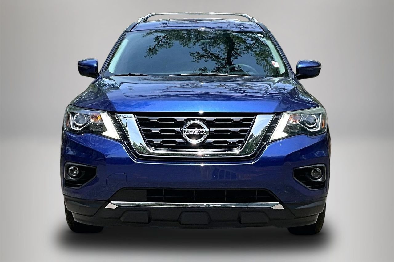 Used 2020 Blue Nissan S image 3