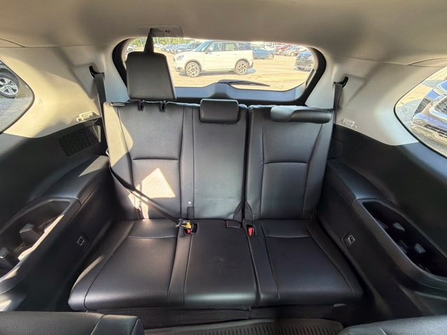Used 2024 Silver Toyota XLE image 19