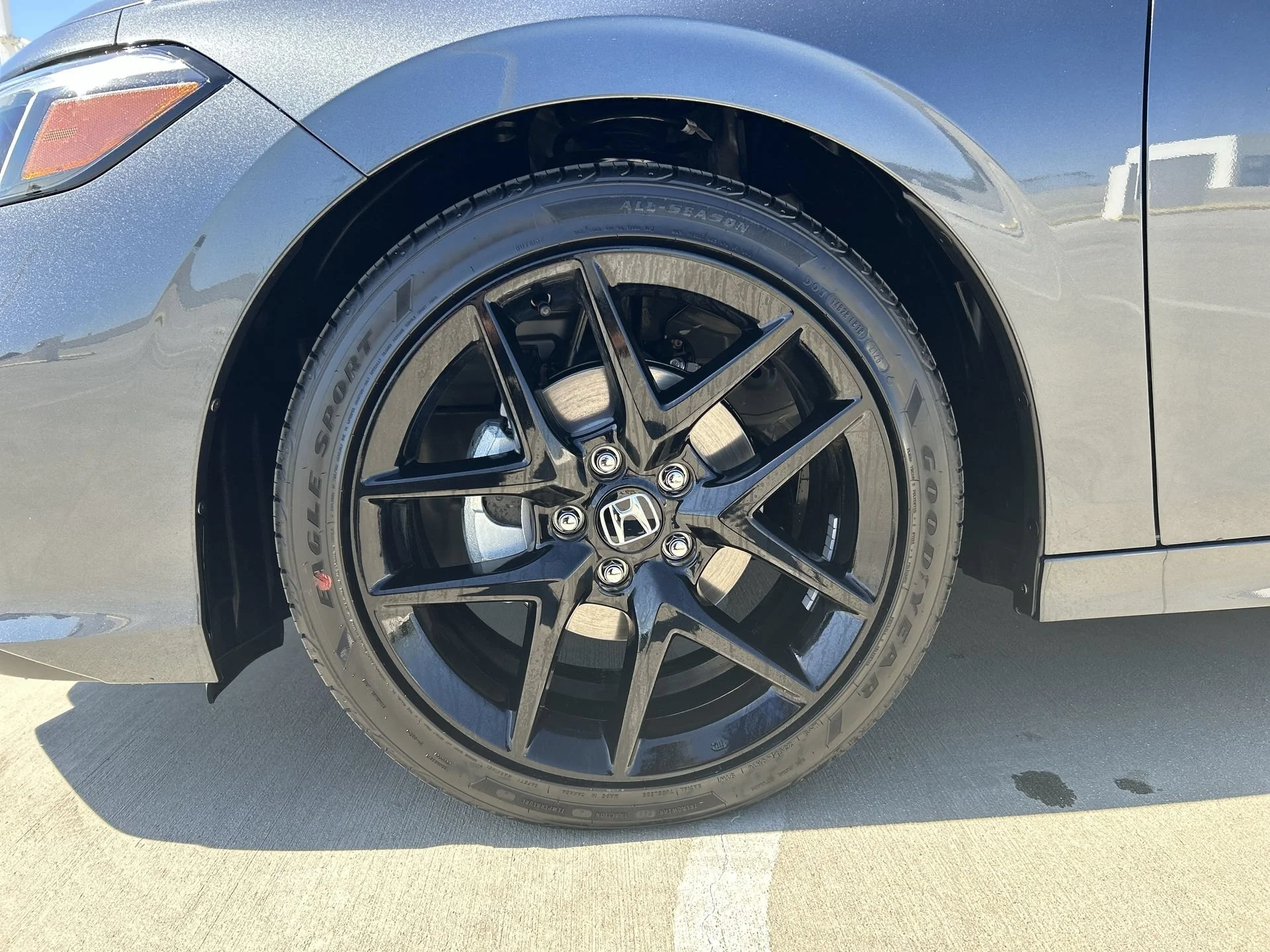 New 2026 Meteorite Gray Metallic Honda Sport image 18