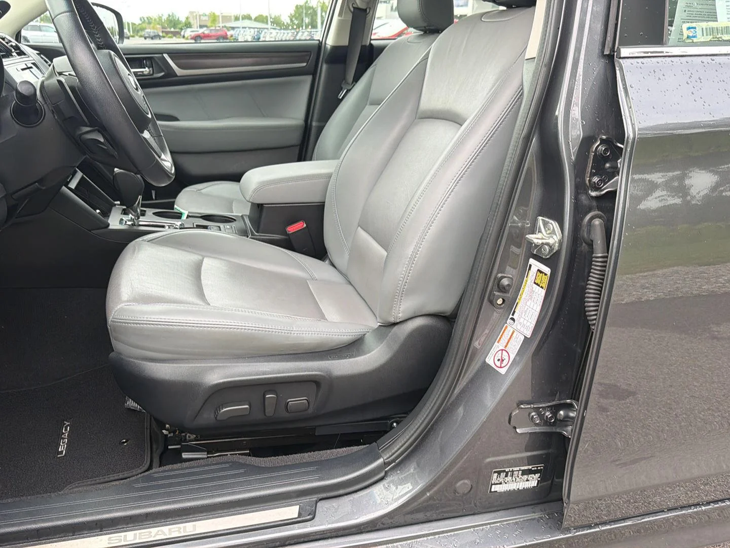 Used 2019 Magnetite Gray Metallic Subaru Limited image 15