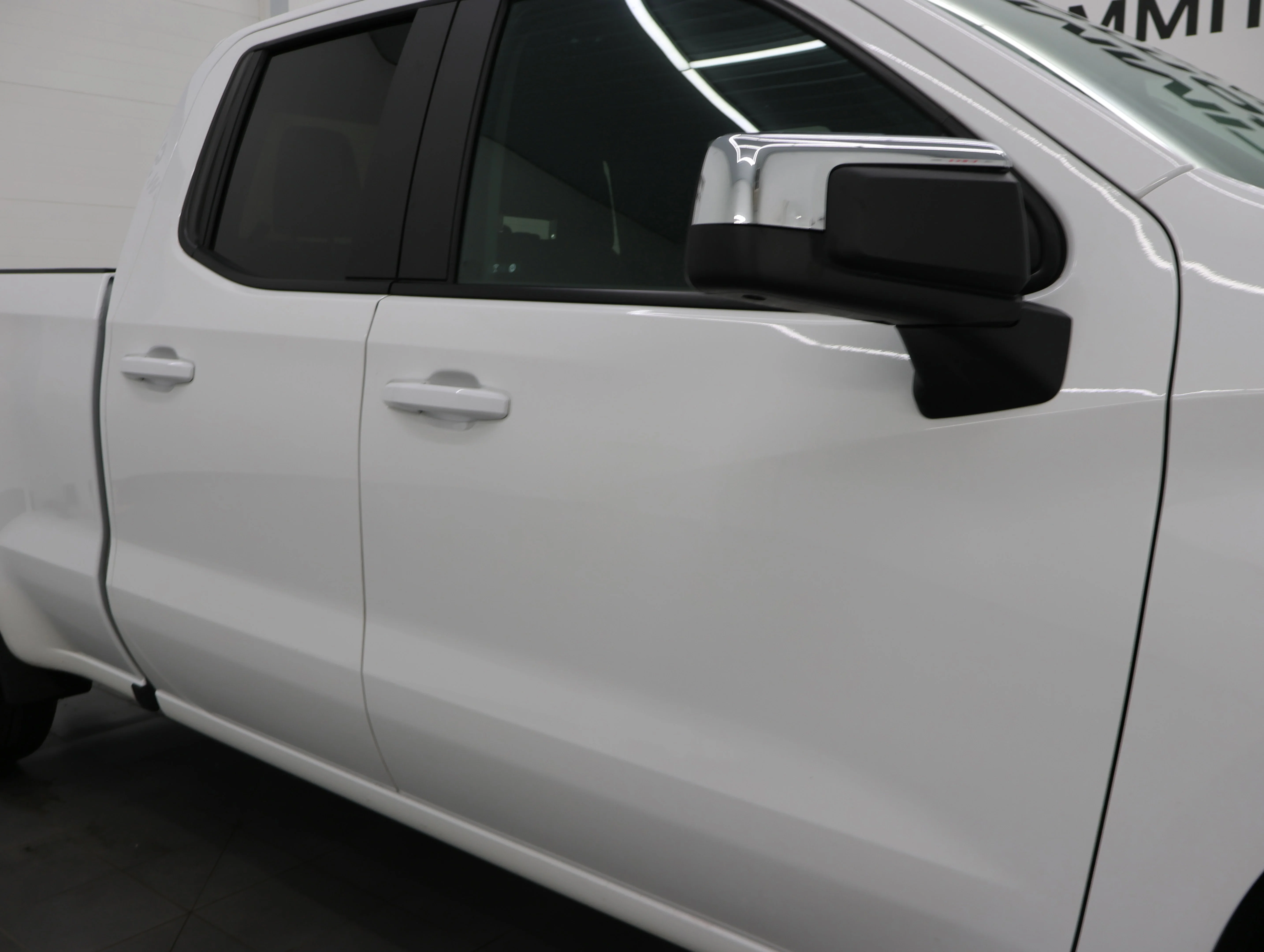Used 2020 Summit White Chevrolet LT image 24