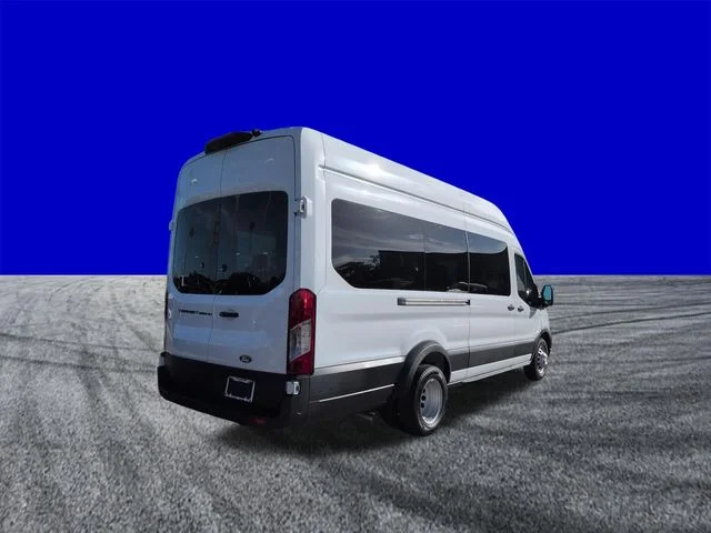 New 2026 Oxford White Ford Passenger Van XL image 4