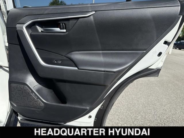 Used 2023 White Toyota XLE image 27