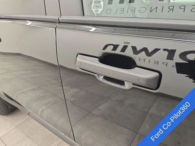 New 2026 Shadow Black Ford XLT image 8