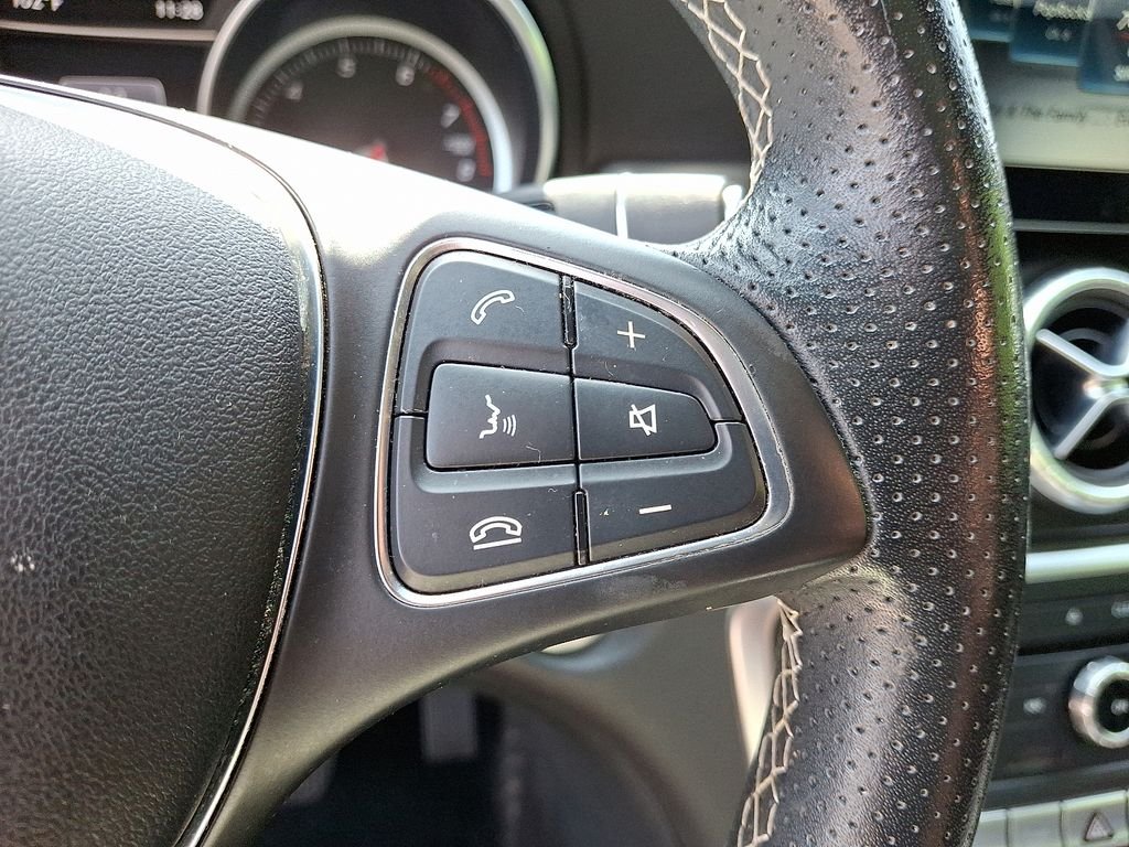 Used 2018 Night Black Mercedes-Benz CLA 250 image 23