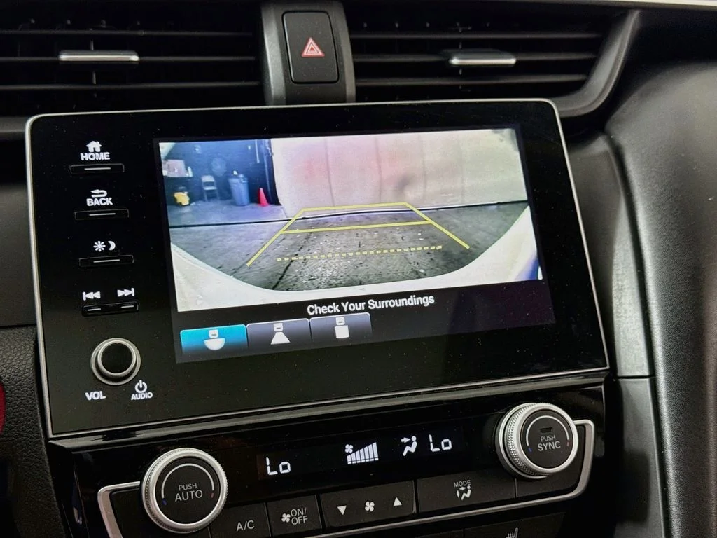 Used 2019 White Orchid Pearl Honda Touring image 6