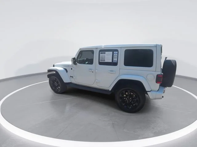 Used 2023 White Jeep Sahara image 6
