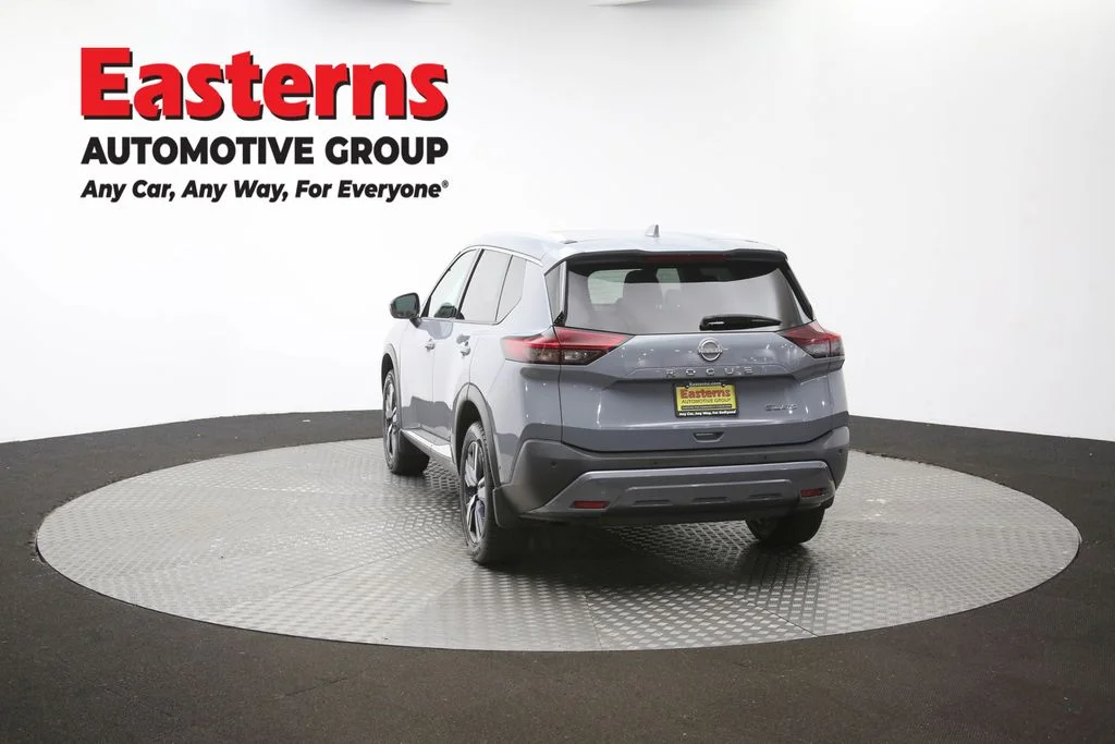 Used 2023 Gray Nissan SL image 35